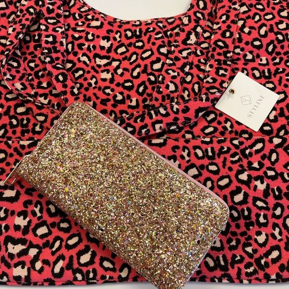 Pink Leopard Tote / Pink Glitter Wallet Combo - Picture 3 of 11